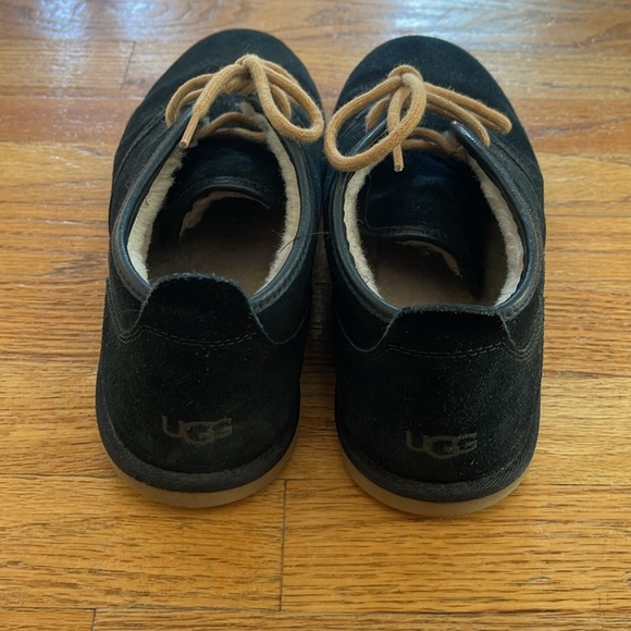 Men’s Ugg shoes- lots of life left in these. - Picture 5 of 7